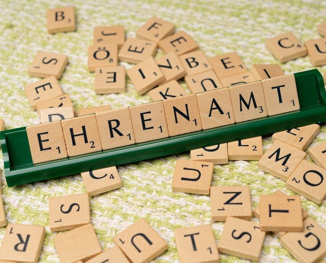 ehrenamt-8282312_1280_3