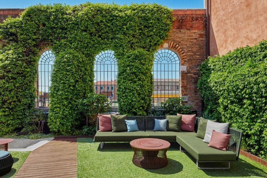 Hyatt_Centric_Murano_Rivalonga_Lounge_web.jpg